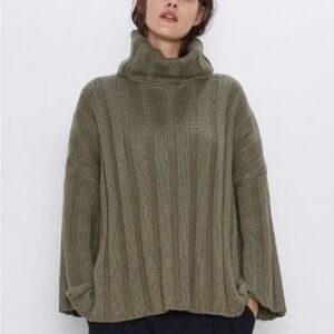 Zara Chunky Oversized Olive Green Sweater
